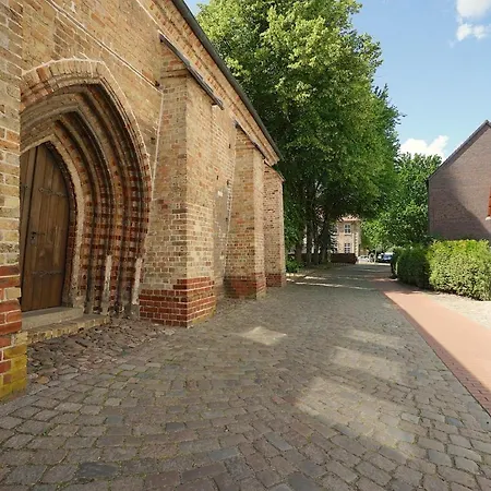 Am Hafen Апартаменты Шлезвиг